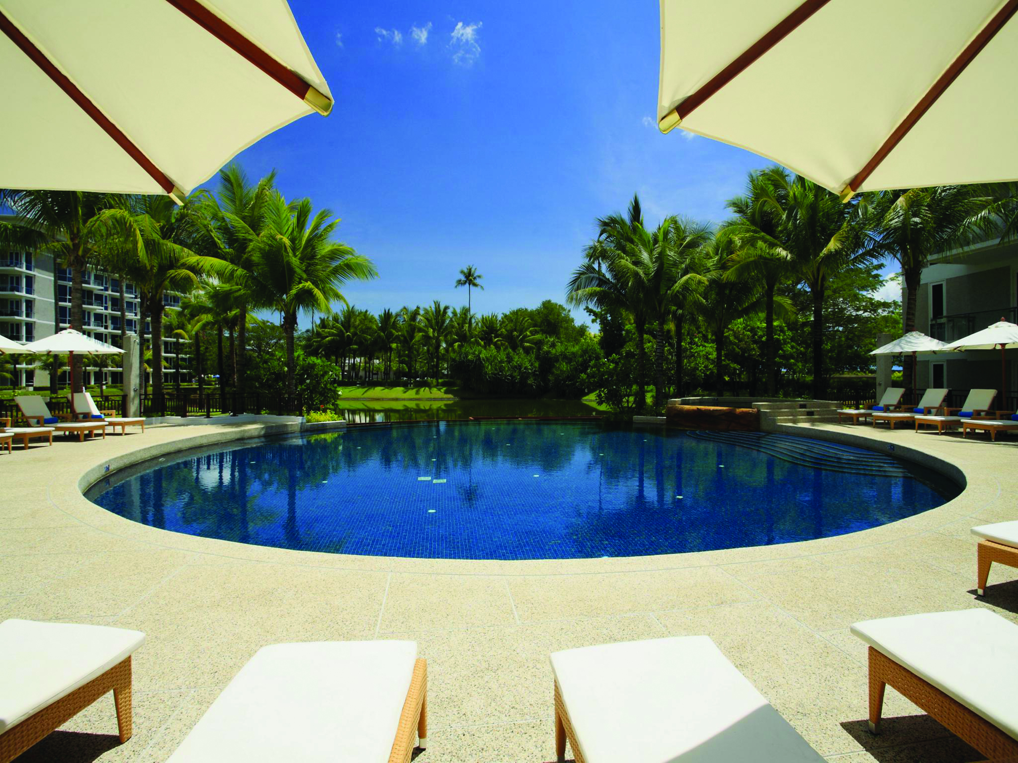 Splash Beach Resort 5